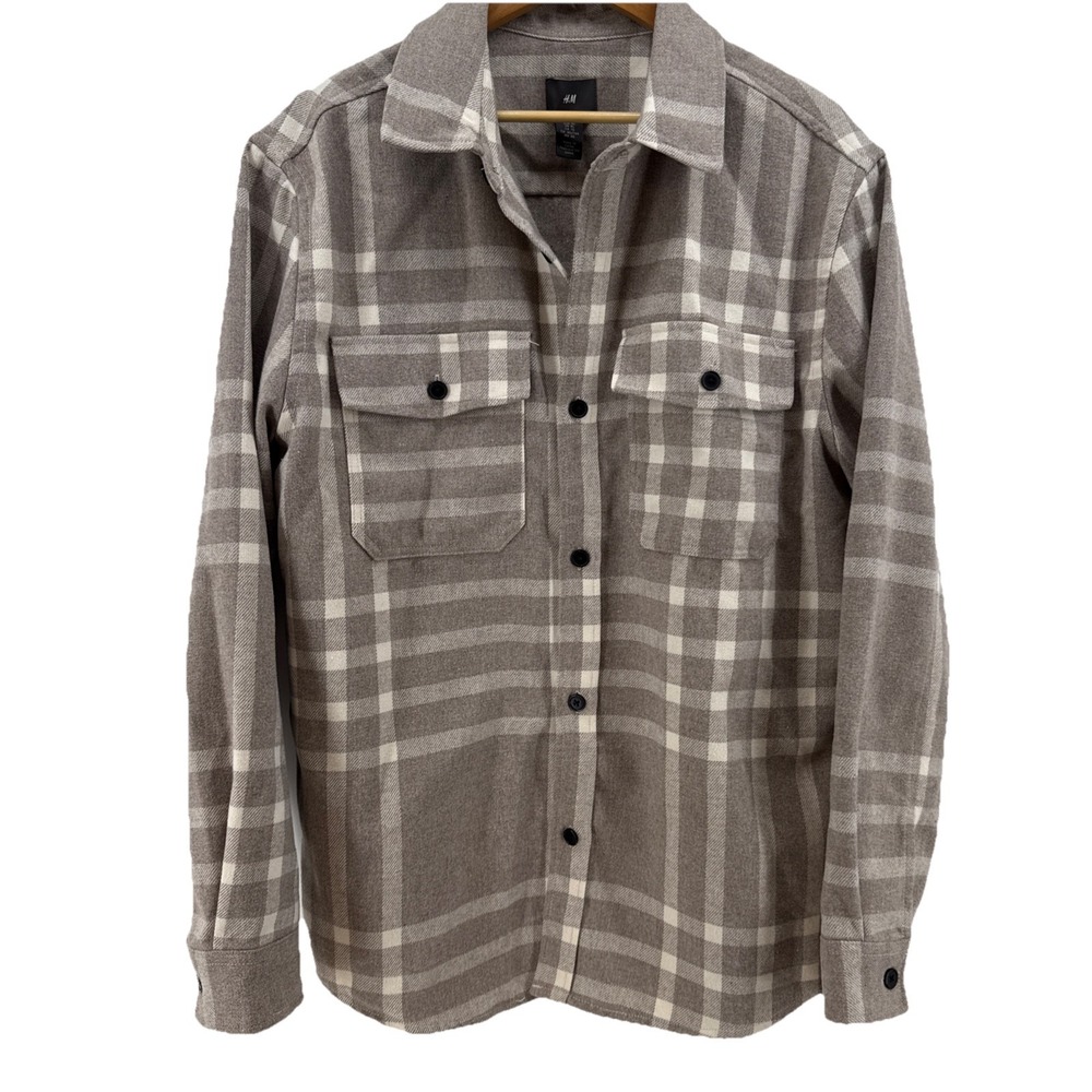 H&M Button Up Tan Flannel Plaid Shacket Size XL EUC Polyester/acrylic Blend